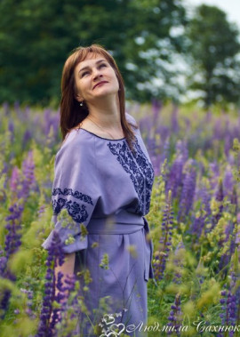 Онлайн-виставка авторських робіт Людмили Сахнюк до Міжнародного дня вишиванки