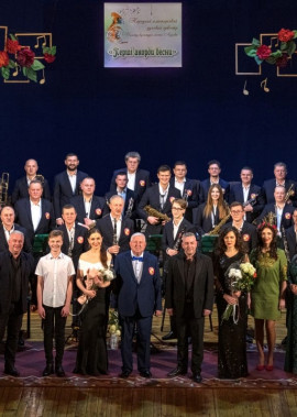 "Перші акорди весни" сьогодні прозвучали у виконанні  духового оркестру